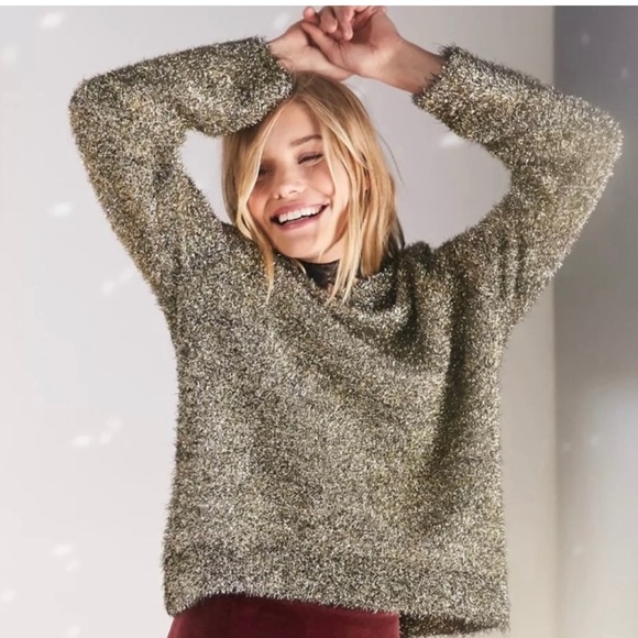 silence + noise Sweaters - > Silence + Noise Gold Metallic Eyelash Soft Oversize Hi-Low Sweater Size XS/S